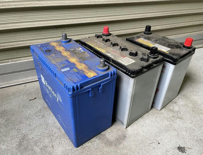 バイクバッテリー